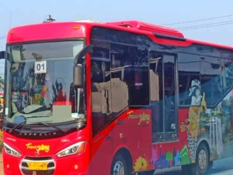 transjateng rute semarang-kendal
