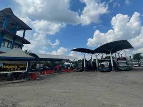 jadwal keberangkatan bus dari terminal cepu