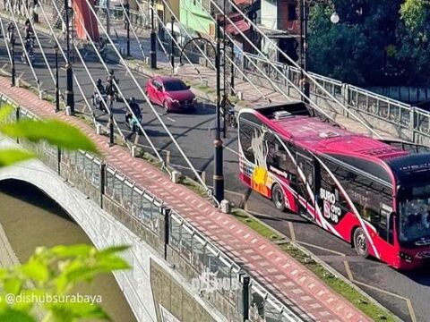 Daftar Layanan Transportasi Publik di Surabaya