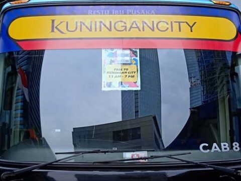 Naik Bus ke Kuningan City